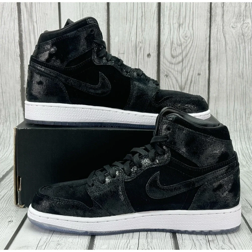 Nike Air Jordan Retro 1 High GG Heiress Size 4Y 832596‑001